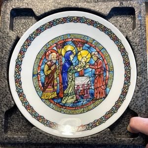 Noel Vitrail La Purification